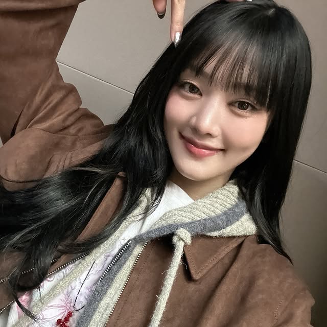 Post by official_g_i_dle