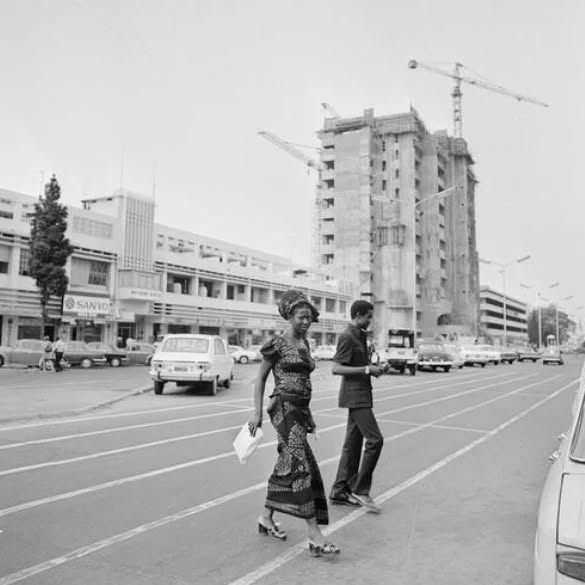 Post by antique_afrique