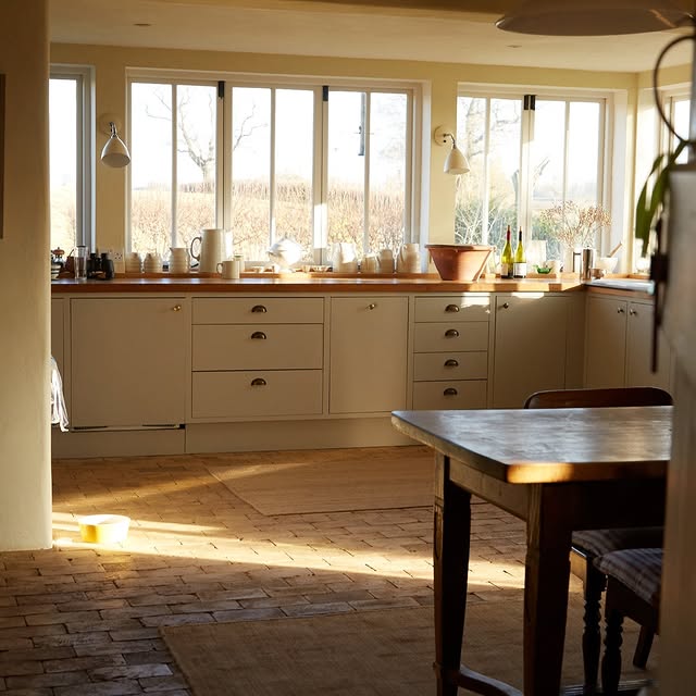 Post by carolineriddellinteriors