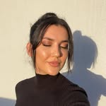 Ezra • Empowerment Guide • Actor • Writer's profile picture