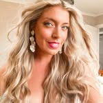 Lucy Glow Yoga ✨ Science ⋆ Yoga ⋆ Health's profile picture