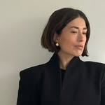 L U C Y  A L S T O N's profile picture