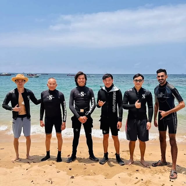 Post by scubaproasia