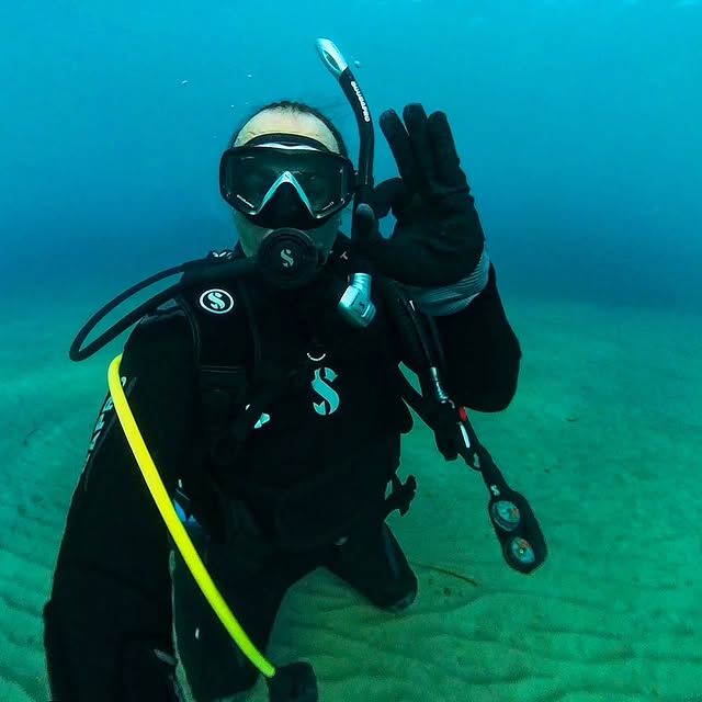Post by scubaproasia