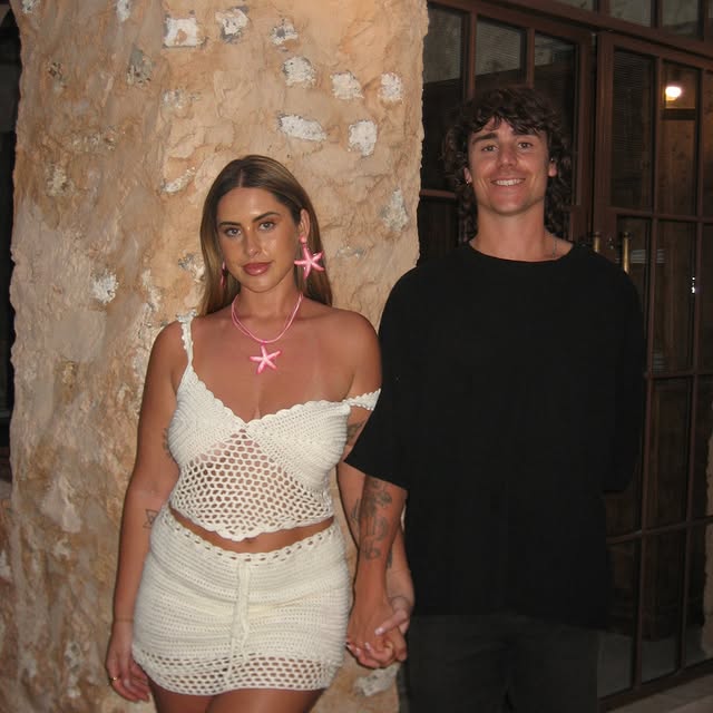 Post by ariellanyssa