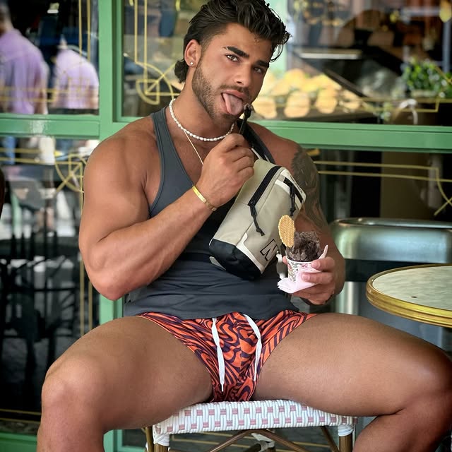 Post by santinobenamatiofficial