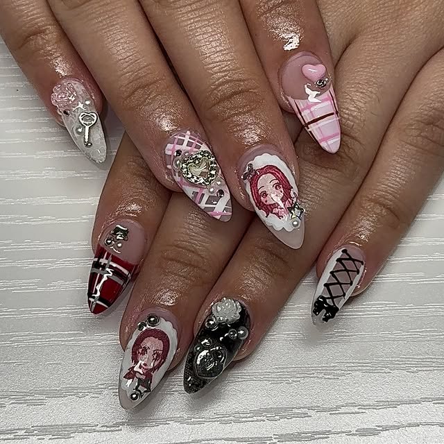 Post by nailsxmarianna