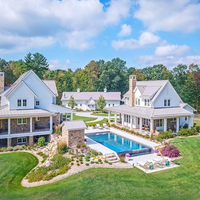 Post by millionairehideouts