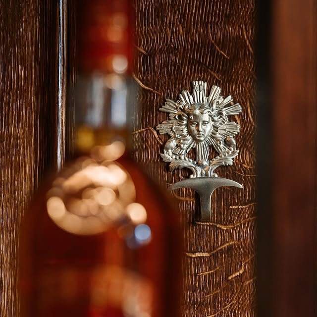 Post by domainereinemargotmgallery