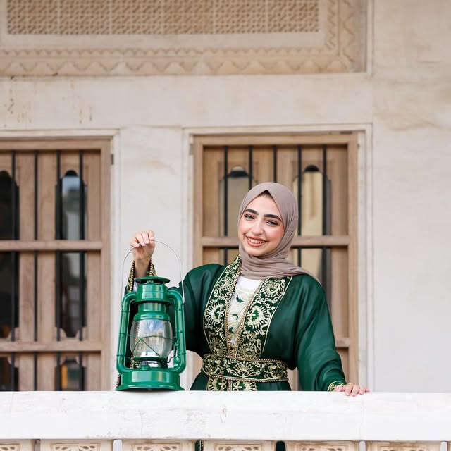 Post by sarahabusadeh