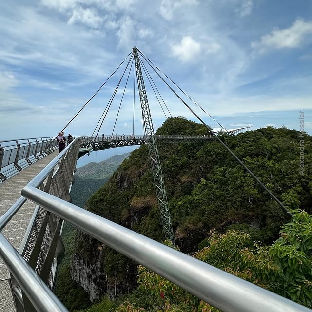 Post by alex_loves_traveling