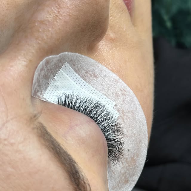 Post by lashes_in_split