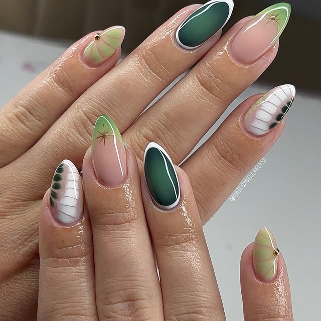 Post by nailsxbellaelyse