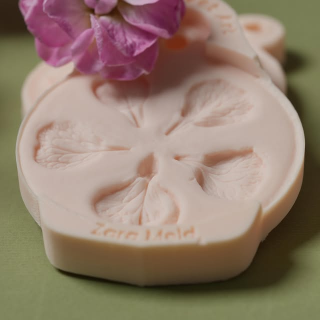 Post by zarasweetartmold