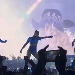 Post by officialkristamiller