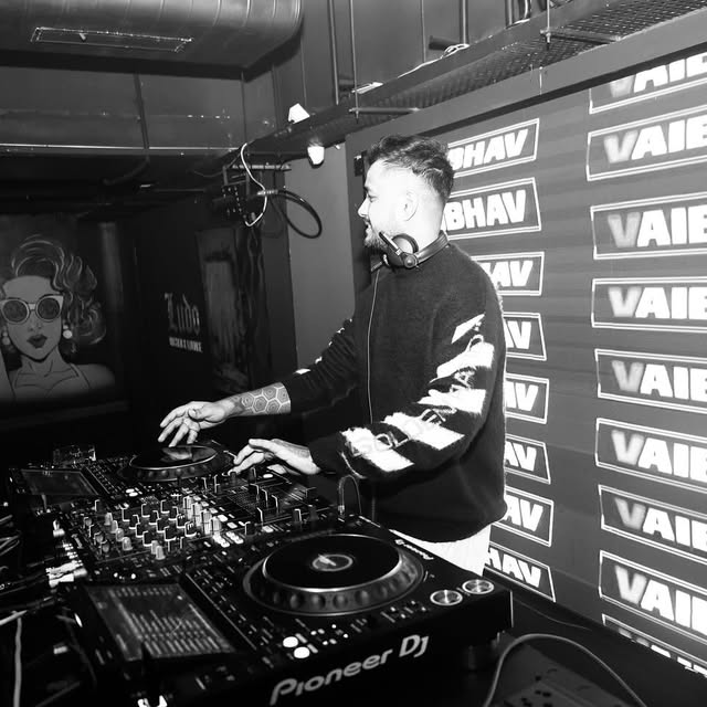 Post by officialdjvaibhav