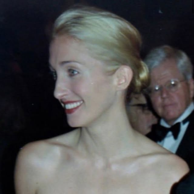 Post by carolyn__bessette