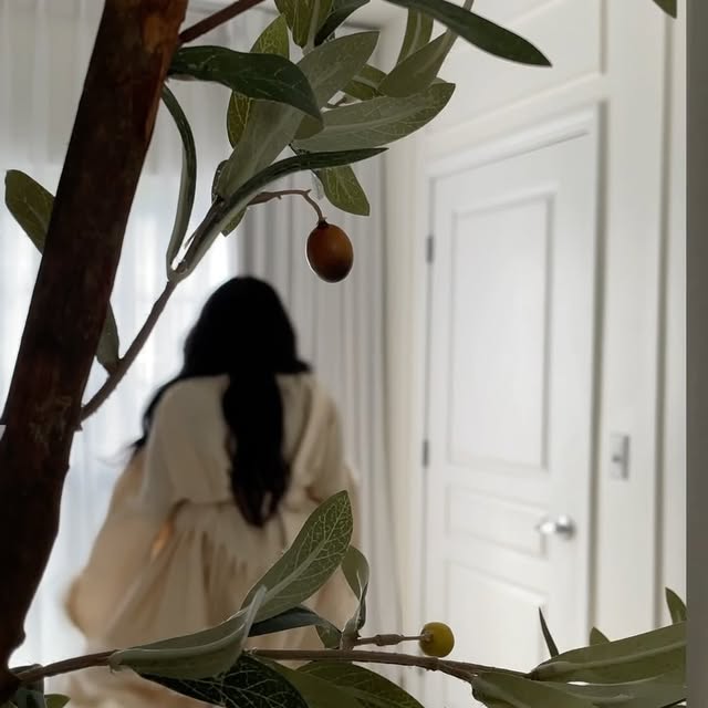 Post by myuglyapartment