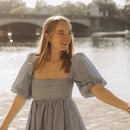 Lauren Whitfield's profile picture