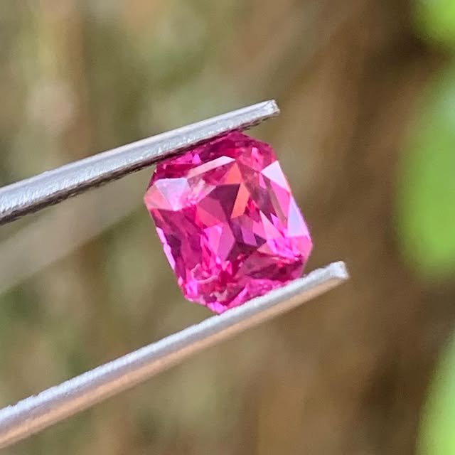 Post by ceyauragems_com