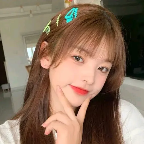 Mae's profile picture