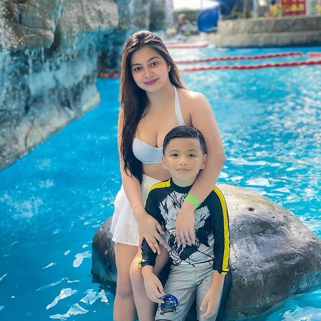 Post by ishika.ghosh___