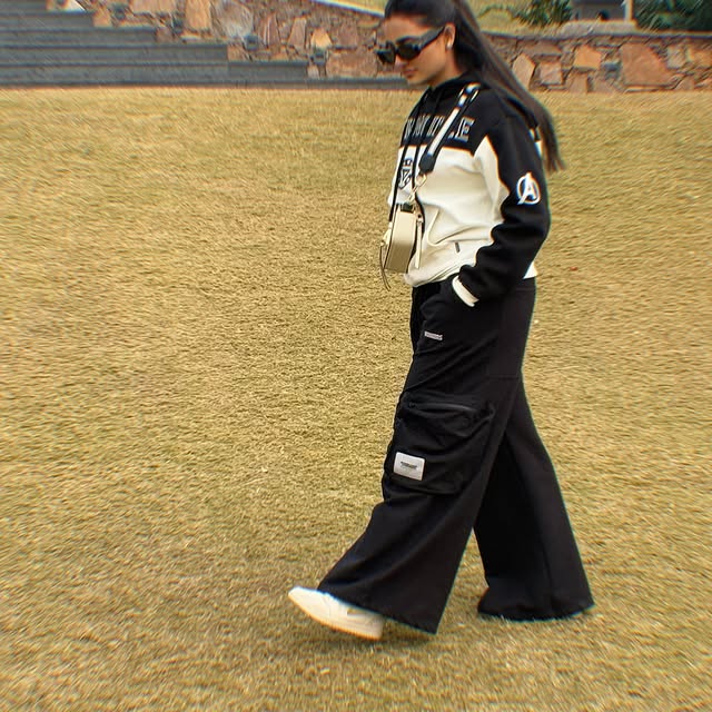 Post by forevergorgeousbypoojapal