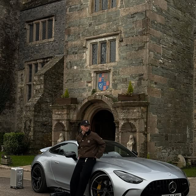 Post by laymedownliam