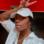 Shak Richie | Lifestyle Content Creator + Influencer's profile picture