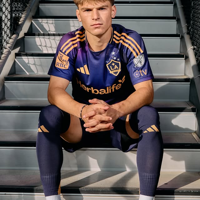 Post by officialkristamiller