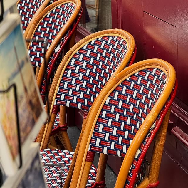 Post by the_red_postcards