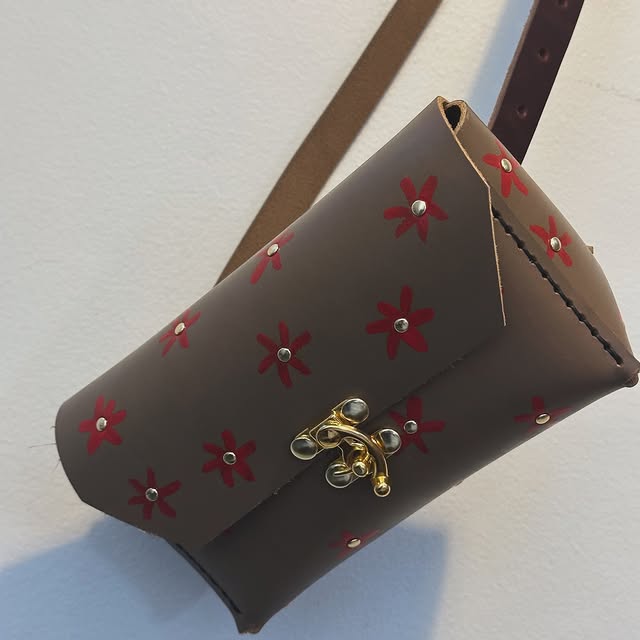 Post by carriegeorge.leather