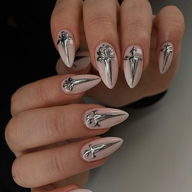 Post by yanpaintsnails