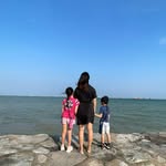 † When Mom Prays's profile picture